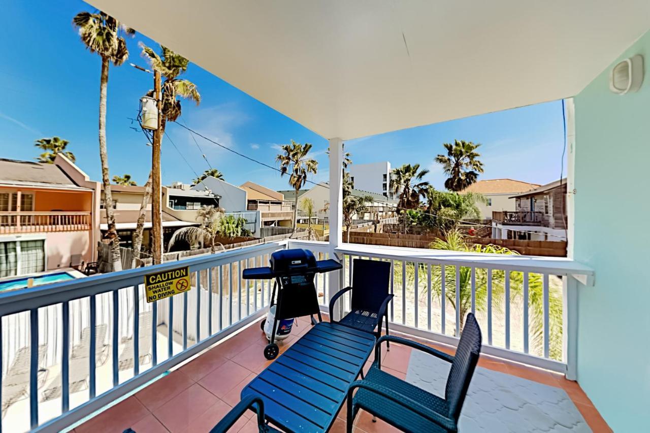 Island Escape & Huisache Townhome Pulau Padre Selatan Bagian luar foto